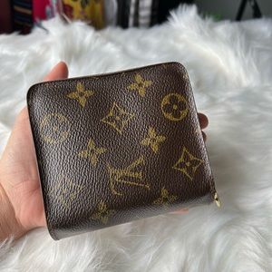 LV wallet